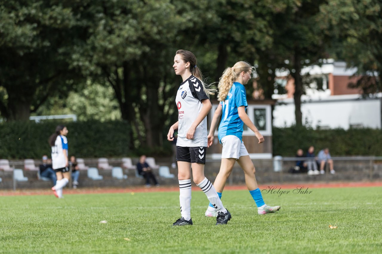 Bild 100 - wBJ VfL Pinneberg - Germania Schnelsen : Ergebnis: 15:1